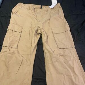 Women’s Tan Cargo Pants